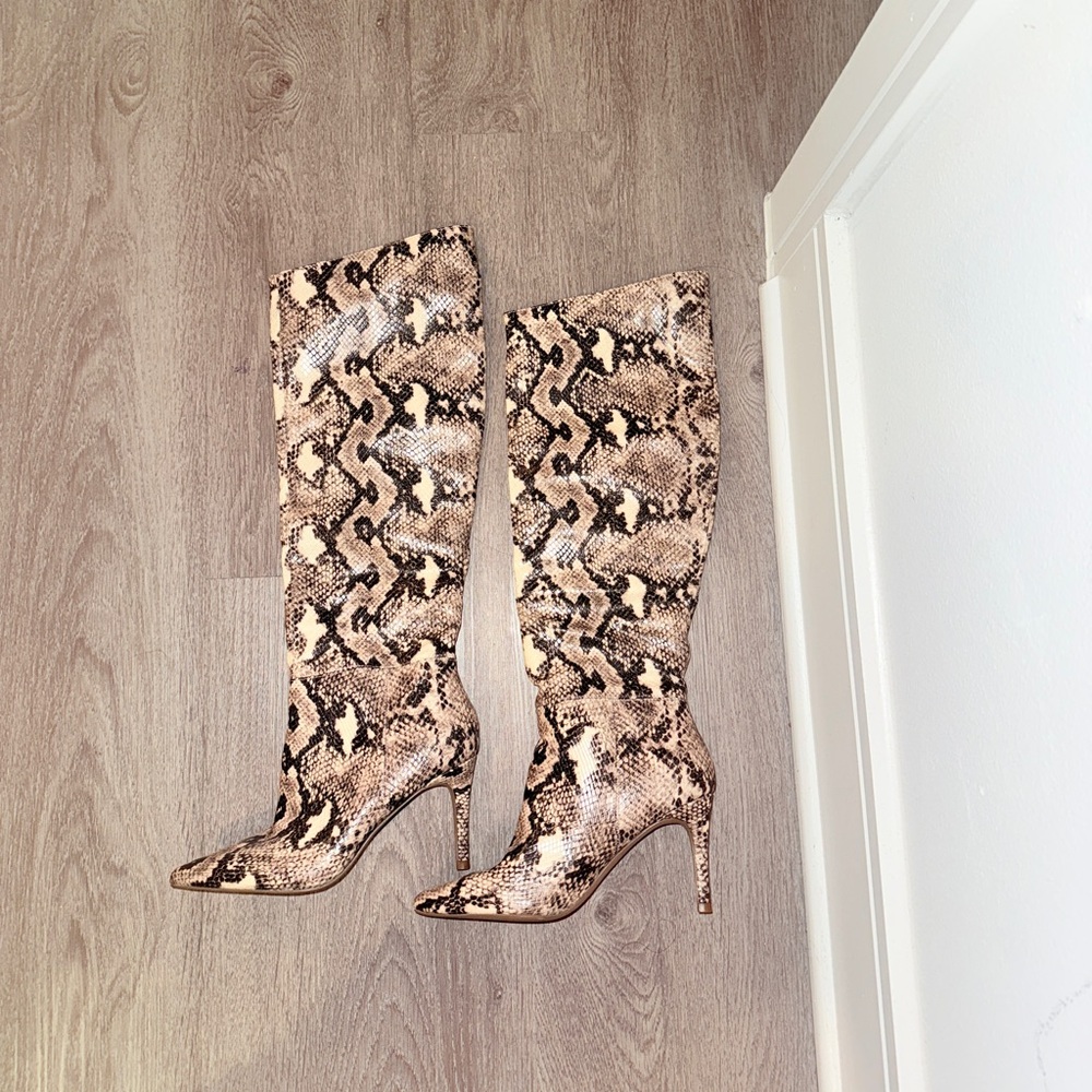 Steve Madden Kimari Snakeskin High Heel Boots – Size 6M – New Without Box